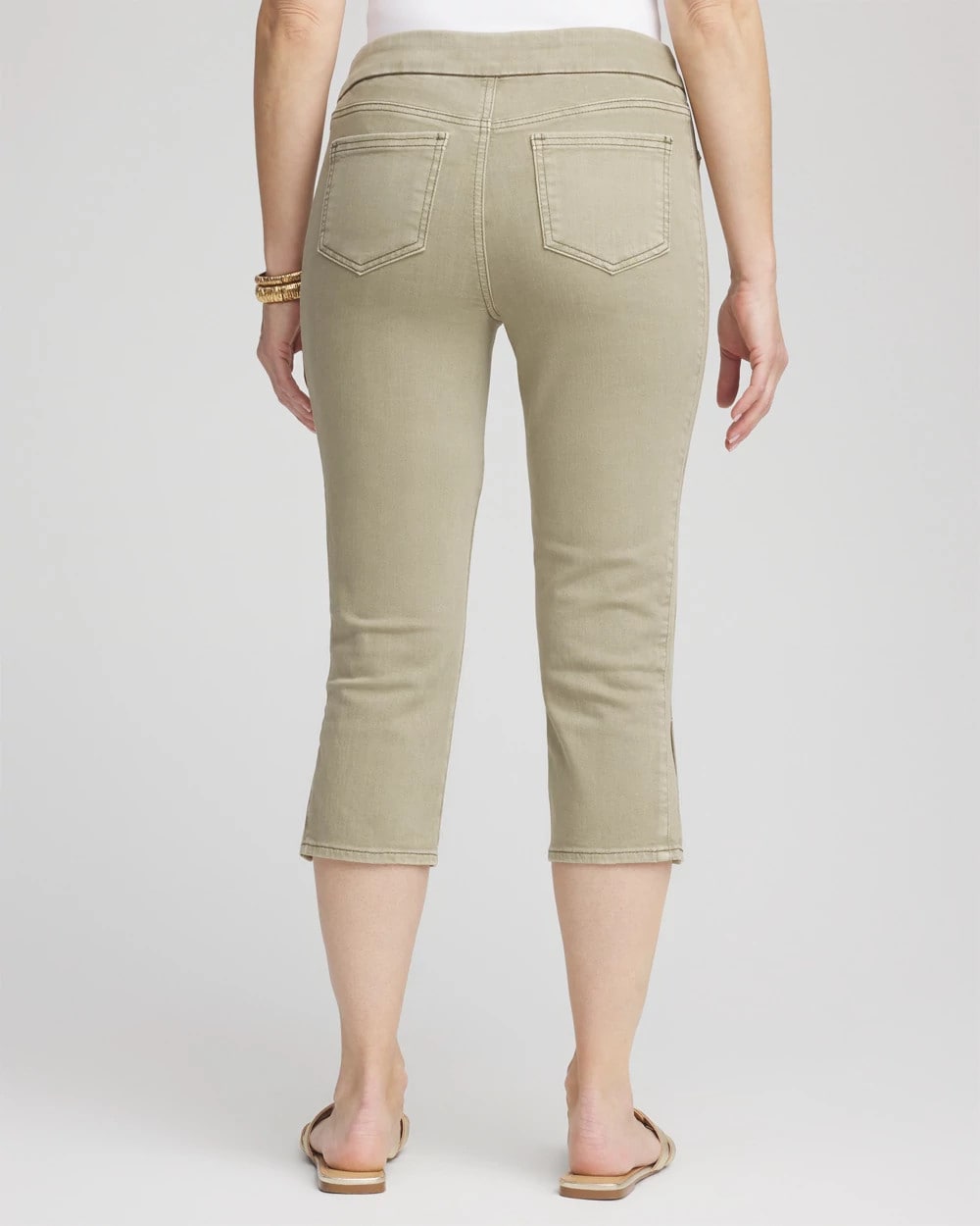 19" Pull-on Capri Jeans