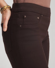Petite Pull-On Slim Bootcut Jeggings